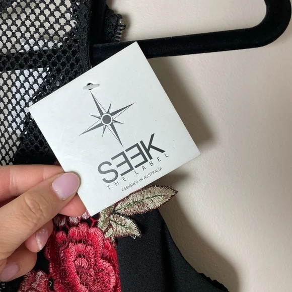 SEEK the Label | Black Floral Embroidered Mesh Panel Deep V Bodycon Dress Small - Picture 4 of 6